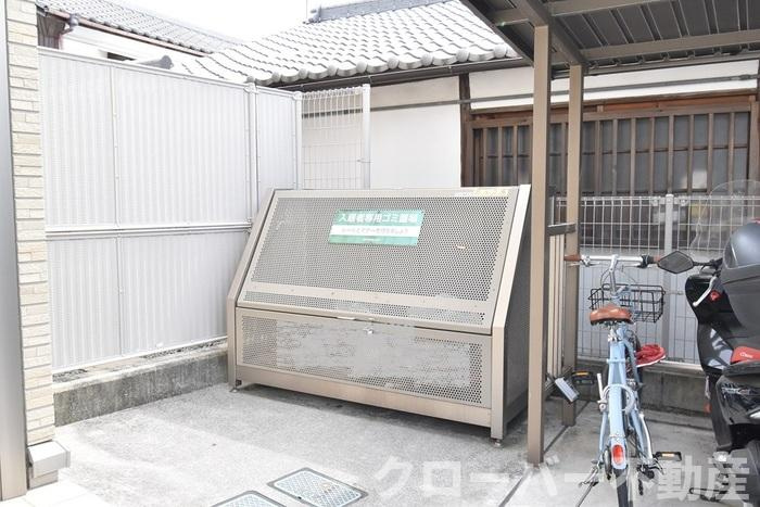 フラット ウィステリアのその他共用部分|ゴミストッカー