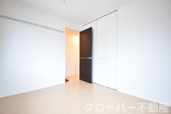フラット ウィステリアの内装|洋室5帖