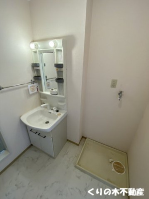 【洗面所】 | ファミール山岡　C棟 | 同タイプのお部屋です（現況を優先します）