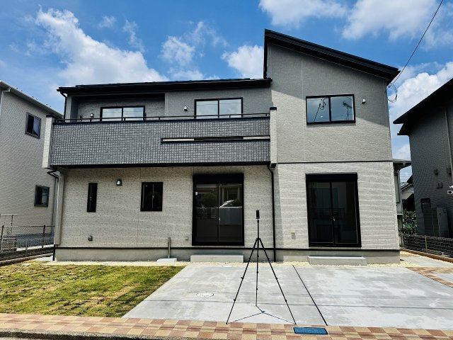 八王子市　北野台　新築一戸建ての外観|～北野駅徒歩19分　太陽光パネル付き　控除や減税で優遇の長期優良住宅～
