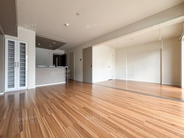 ラ・ルーチェの居間・リビング|広いリビング★