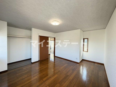 【洋室】 | 築添町戸建