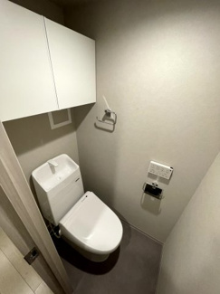 【トイレ】 | Laviere新板橋 | 落ち着いた色調のトイレです