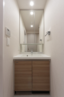 【洗面所】 | プラネソシエプラス桜台 | ※写真は同タイプ住戸です。
