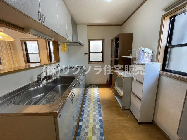 東町1丁目　中古一戸建てのキッチン|■物件内覧・資金計画相談・住宅ローン相談、リフォーム相談、お問合せ受付中■
※当日・翌日のご内覧、ご相談はお電話でのお問合せがスムーズです！