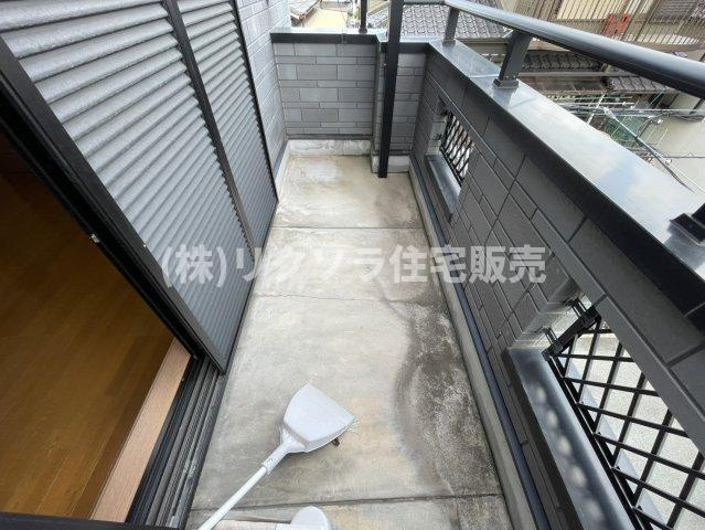 東町1丁目　中古一戸建てのバルコニー|■物件内覧・資金計画相談・住宅ローン相談、リフォーム相談、お問合せ受付中■
※当日・翌日のご内覧、ご相談はお電話でのお問合せがスムーズです！