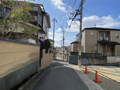 大宮薬師山東町 新築戸建(2号地)の前面道路含む現地写真