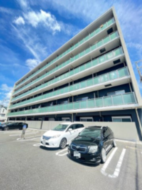 セレノスクエアの駐車場