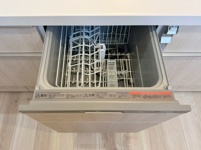 大原野上里勝山町　１号地の設備|【食器洗浄乾燥機】食器洗浄乾燥機付きのシステムキッチンで、食後の団らん時間もご家族と一緒に楽しむことができます！手肌にも優しくママも嬉しい！