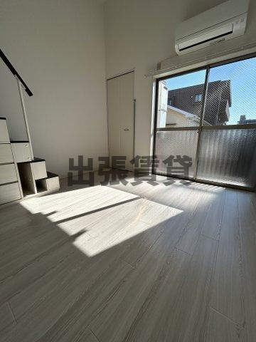 仲介手数料0円！！NST上小田井の居間・リビング