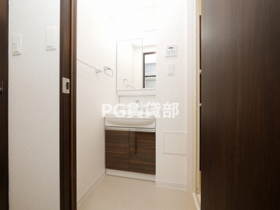 【玄関】 | フォーリアライズ梅田レーベン