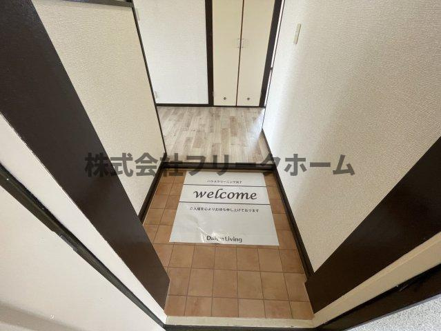 小金井市前原町３丁目の賃貸マンションの玄関