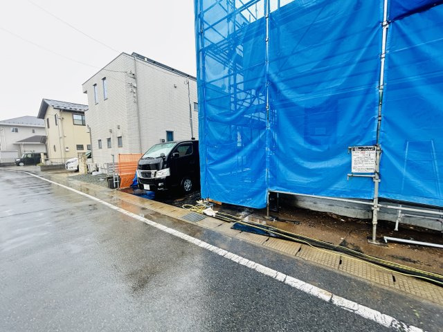 新築　前橋市後家町全2棟　Blooming　Garden　2号棟の駐車場|現地写真　駐車スペースは並列2台分可能です！
