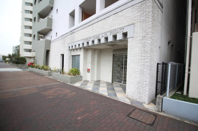 【エントランス】 | インベスト神戸エアフロント