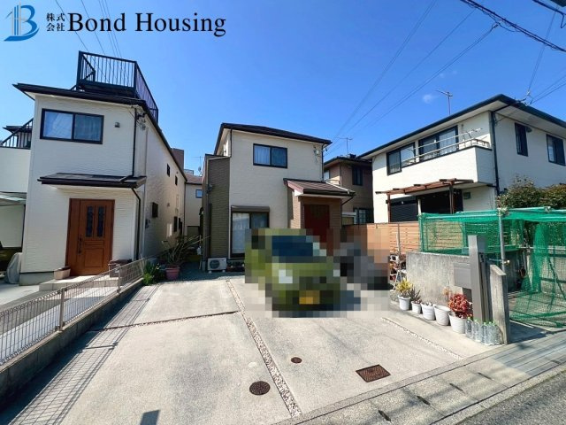 近隣買い物施設充実　水谷2丁目　中古戸建の前面道路含む現地写真