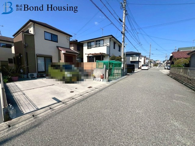 近隣買い物施設充実　水谷2丁目　中古戸建の前面道路含む現地写真