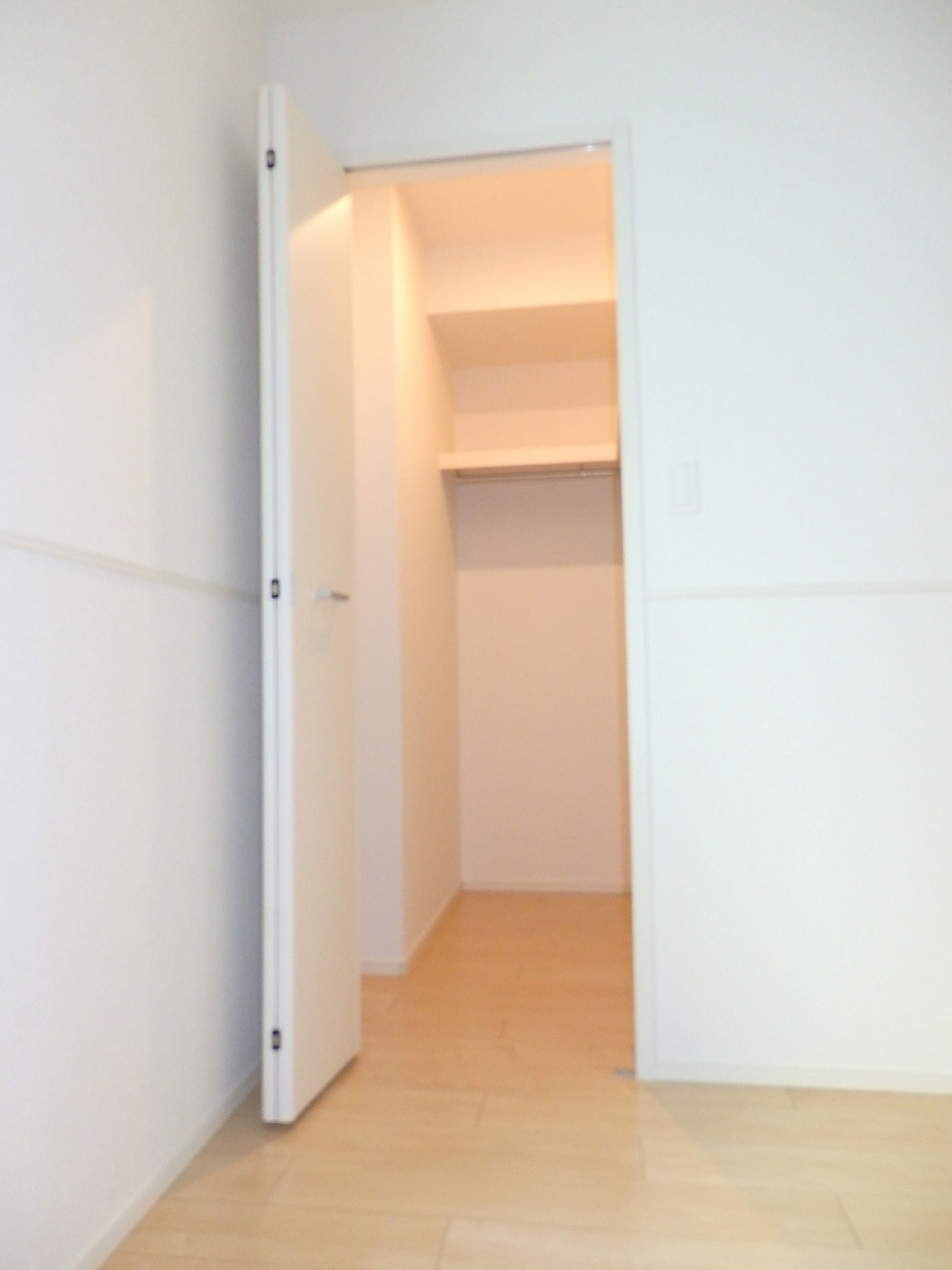 広島市安佐南区山本９丁目のアパートの収納