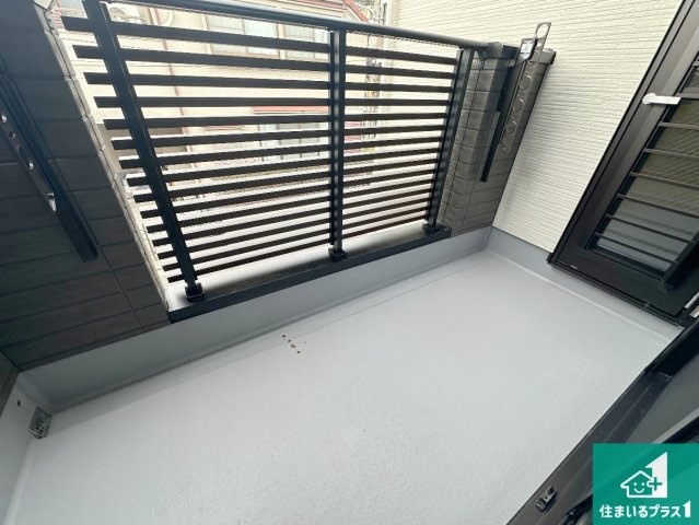 神戸市須磨区関守町　第1期　新築一戸建てのバルコニー|ワイドバルコニーは洗濯物を干すスペースが広いのでご家族が多くても安心！