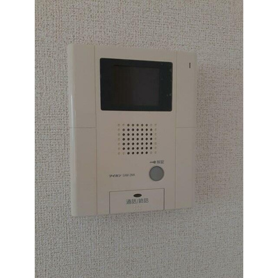 【セキュリティ】 | グランシャン | モニター付きインターホンで防犯面も安心です！