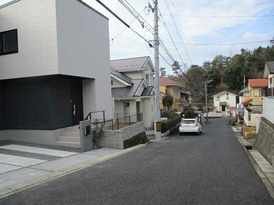 【前面道路含む現地写真】 | 広島市佐伯区美鈴が丘緑３丁目 美鈴が丘
