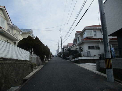 【前面道路含む現地写真】 | 広島市佐伯区美鈴が丘緑３丁目 美鈴が丘