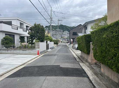 【前面道路含む現地写真】 | 広島市西区井口４丁目 胡山No.B