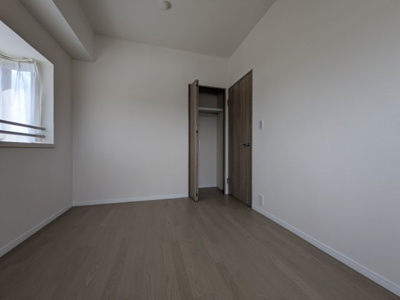 【洋室】 | ヴェルディ宇品東