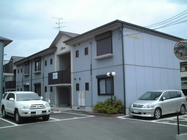 フローレ木津Ａ