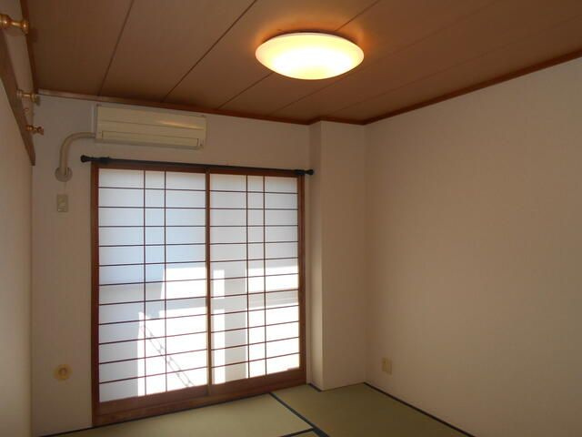 【和室】 | ライオンズプラザ本蓮沼 | 畳の上でゆっくりとくつろげる和室です