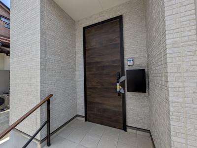 【玄関】 | 安芸郡府中町八幡４丁目