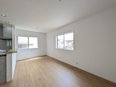 【居間・リビング】 | 安芸郡府中町八幡４丁目