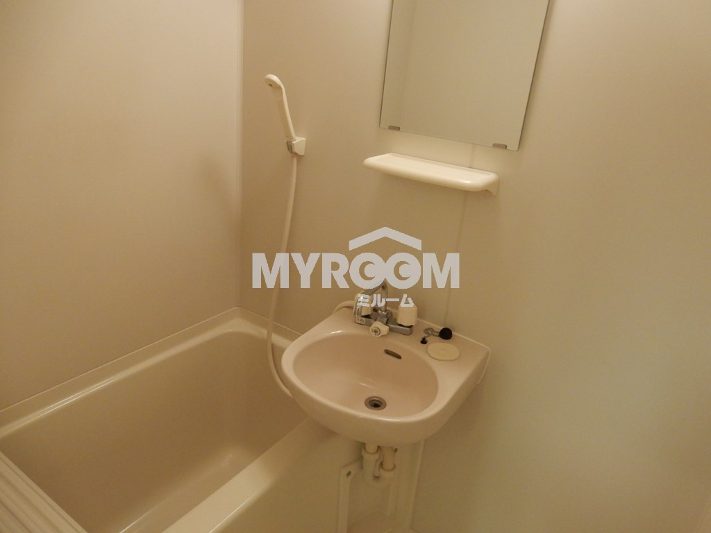 エルピス大久保の浴室|落ち着いた空間のお風呂です☆
(同一仕様写真)