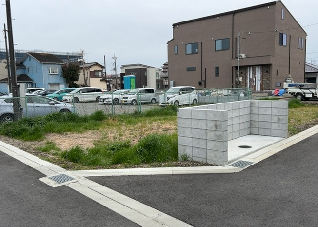 【外観】 | 販売されている全ての土地が、宅地用の土地であるとは限りません。都市計画法に基づき、基本的に住宅を建てることができるのは土地計画区であることに加え、市街化区域として定められている地域のみとなっています。