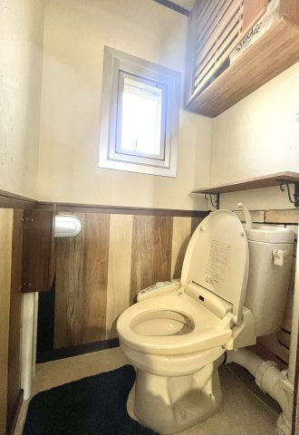 村上団地第3-23号棟のトイレ