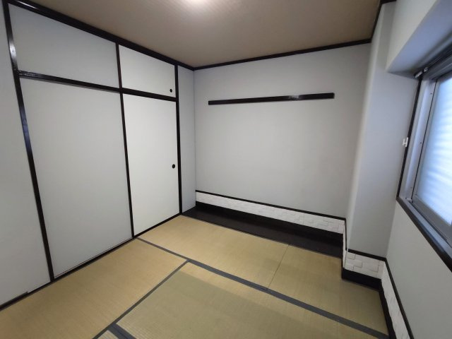 ろうきん立花コーポA棟の和室