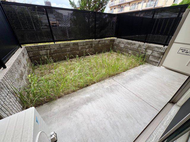 Gardenside Oujiのバルコニー