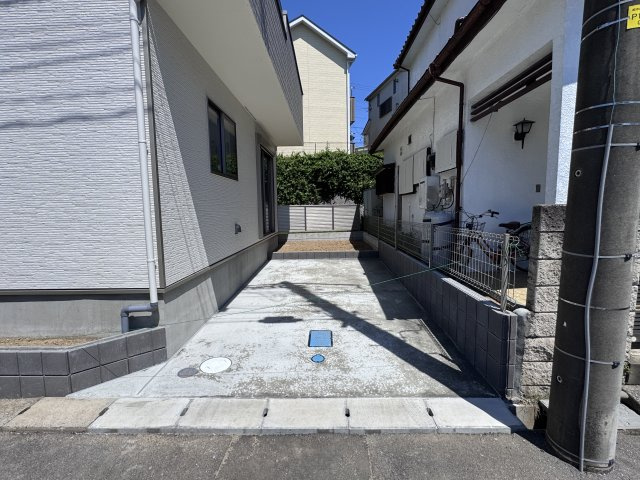 柏市つくしが丘２丁目新築戸建の駐車場|駐車スペース完備