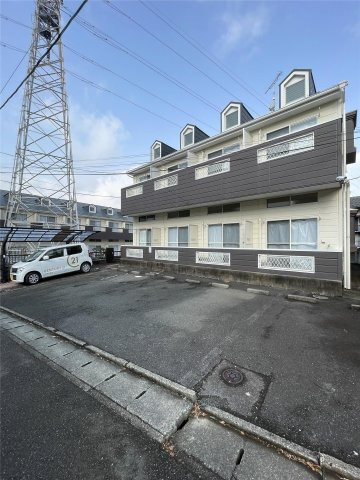 シャトレ隈IIの駐車場