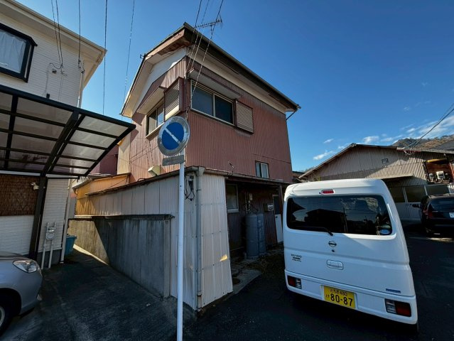 足利市本城　バス停3分の中古物件