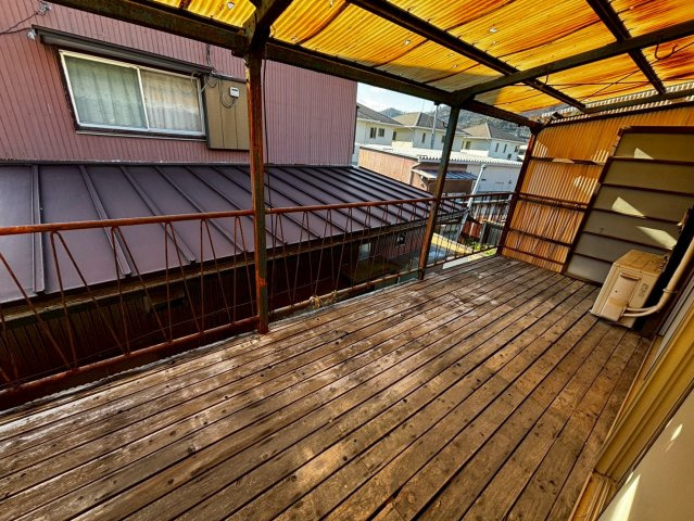 足利市本城　バス停3分の中古物件のバルコニー