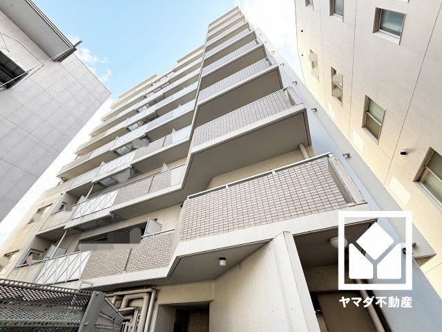 プリオーレ夙川さくら道の外観