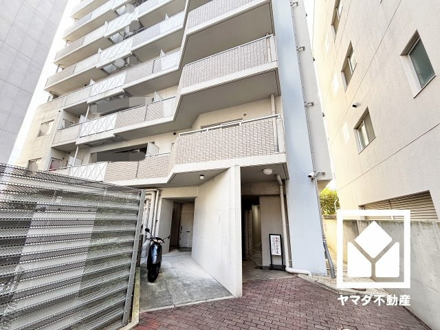 プリオーレ夙川さくら道の外観