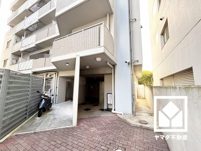 プリオーレ夙川さくら道のエントランス