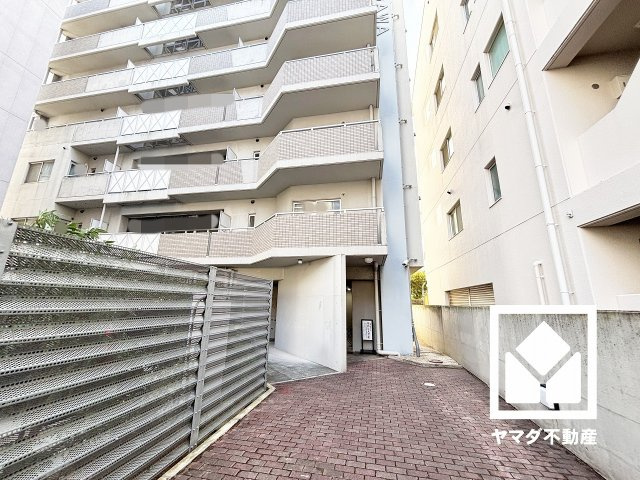 プリオーレ夙川さくら道の外観