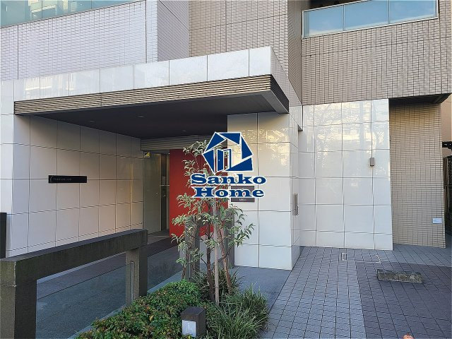 コンフォリア浅草橋のエントランス