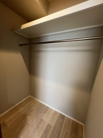 ウォークインクローゼット付きです