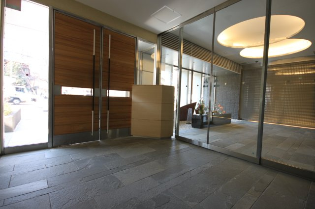 【エントランス】