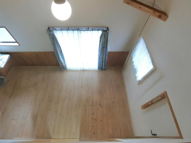 伯耆町金屋谷別荘の居間・リビング