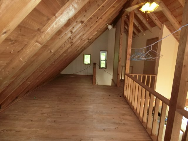 伯耆町金屋谷別荘の内装