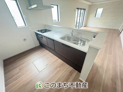【キッチン】 | LIGARE小山市城北15期　 | 人気の対面式キッチン☆料理をしながらご家族とコミュニケーションが取れます♪